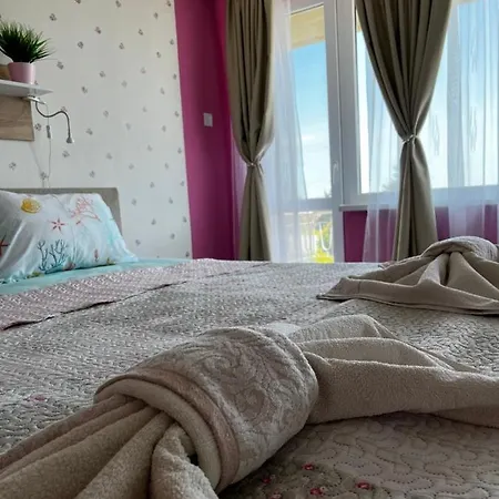 във артемида شقة فارنا